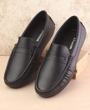 Pine Kids Slip On Round Toe Party Wear
                      Loafers - Black