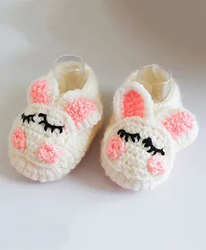 Woonie Handmade Bunny Embroidered Detail Booties  -  Cream