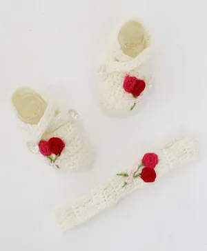 Woonie Handmade Floral Embroidered Detail Criss Cross Booties With Headband - Cream