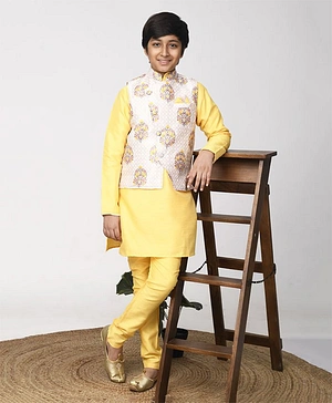 Lilpicks Couture Full Sleeves Solid Kurta And Pyjama With Floral Motif Printed Nehru Jacket - Yellow Beige