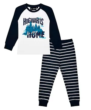 FABRIC FLAVOURS Raglan Full  Sleeves Harry Potter Featuring Hogwarts Text Placement Printed Tee With Rygby Striped Pyjama - Blue & White