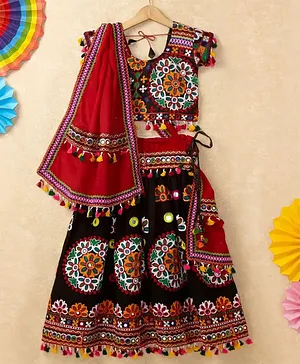 Banjara India Navratri Theme Short Sleeves Kutchi Embroidered Choli & Lehenga With Dupatta - Black & Multi Color