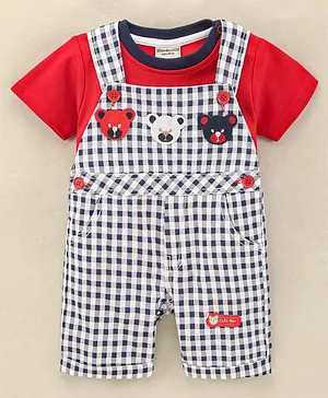 Wonderchild Half Sleeves Solid Tee With Gingham Checked Teddy Patch Knee Length Dungaree - Red & Navy Blue