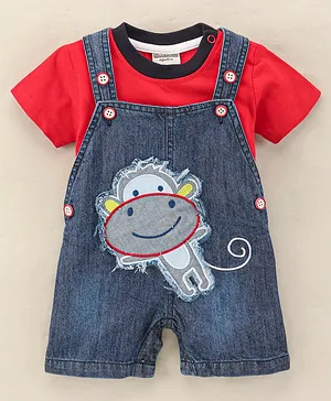 Wonderchild Half Sleeves Solid Tee With Monkey Patch Knee Length Denim Dungaree - Red & Blue