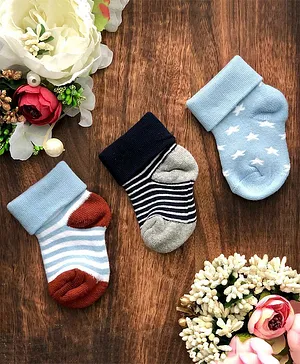 NEXT2SKIN Pair Of 3 Striped And Stars Design Cotton Socks - Blue & Grey