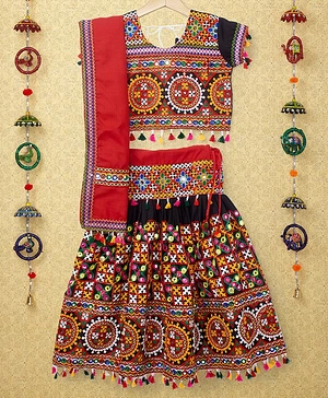 Banjara India Short Sleeves Garba & Navratri Theme Seamless Kutch Embroidered & Mirror Embellished Choli With Coordinaitng Tassel Detailed Lehenga & Dupatta - Black