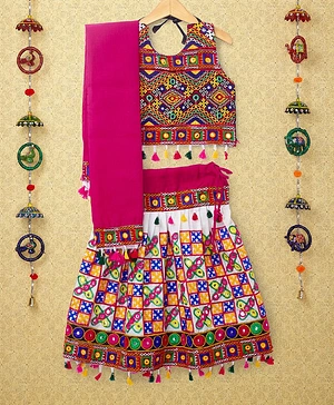 Banjara India Navratri Exclusive Sleeveless Kutchi Embroidered Choli With Lehenga And Dupatta - Pink & White