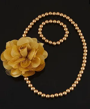 Miss Diva Floral Detail Pearl Necklace & Bracelet Set - Golden