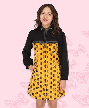 Cutecumber Full Sleeves Butterfly Printed Solid Bodice Hooded Dress - Yellow & Black