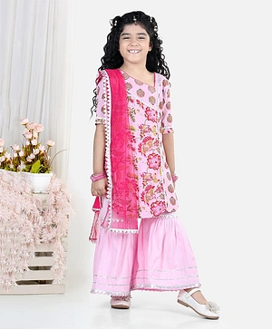 Kinder Kids Three Fourth Sleeves Floral Print Lace Embellished Kurti With Sharara And Dupatta - Pink