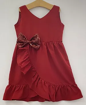 My Pink Closet Sleeveless Overlapped Frill Detailing With Sequins Embellished Bow Applique Dress - Red