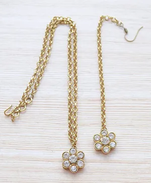 Pretty Ponytails Seven Stone Crystal Flower Maang Teeka and Necklace Set - White and Gold