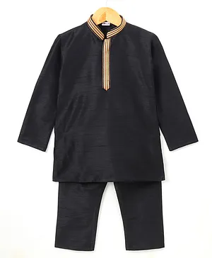 Pehanaava Full Sleeves Ethnic Solid Silk Blend Kurta And Pyjama - Black