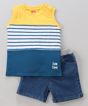 Babyhug 100% Cotton Half Sleeves T-Shirt And Shorts Submarine Print - Blue