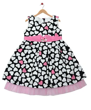 Young Birds Sleeveless Hearts All Over Printed Box Pleated Flared Dress - Black Pink & White