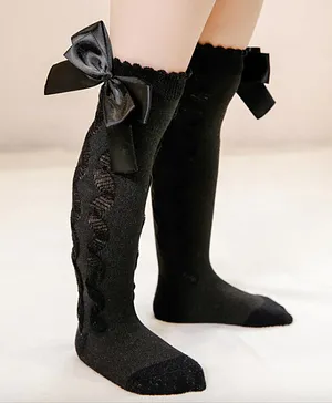 Flaunt Chic Swirl Design Detailed & Bow Embellished Socks - Black