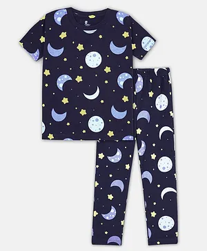 Cuddles for Cubs 100% Super Soft Cotton Full Sleeves Moon And Stars Printed Night Suit - Navy Blue