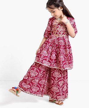 Teentaare Half Sleeves Cotton Kurti and Sharara Floral Printed - Red