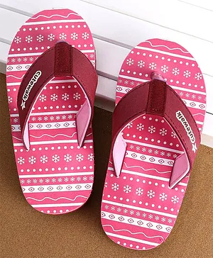 Cute Walk by Babyhug Slip On Flip Flops Snow Flakes Print - Pink