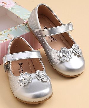 Cute Walk by Babyhug Velcro Closure Bellies With Flower Applique- Silver