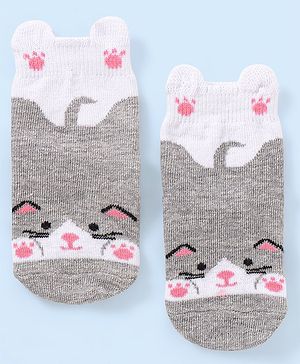 Cutewalk By Babyhug Anti Bacterial Anti Skid Ankle Length Non Terry Socks Kitty Design- Grey