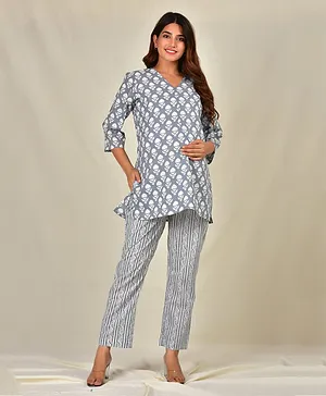 Sevyastore 100% Cotton Three Fourth Sleeves Nayan Abhirama Printed Maternity Lounge Wear Set - Grey