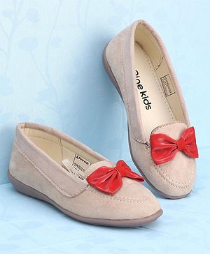 Pine Kids Bellies With Bow Applique - Cream