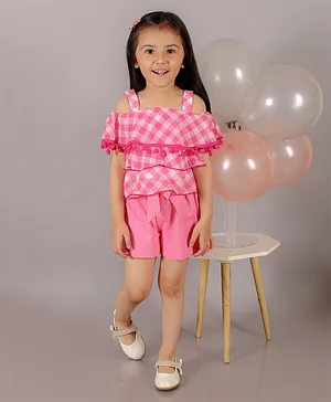 Lil Drama Sleeveless  Stylish Checks Top With Shorts Co Ord Set - Pink