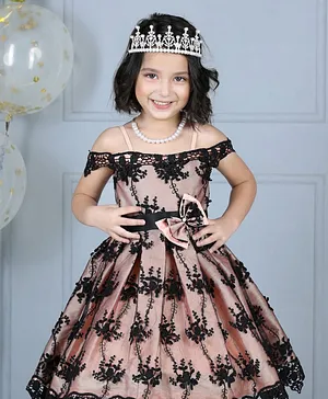 Dress My Angel Off Shoulder Net Embroidered Dress With Bow Belt - Black
