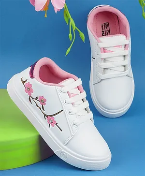 KATS Flower Designed Slip On Sneakers - White