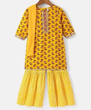 Babyhug 100% Cambric Full Sleeve All Over Printed Kurti Palazoa With Solid Chiffon Dupatta Set- Yellow