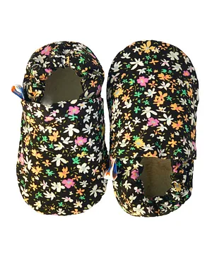 Skips Soft Sole Infant Floral Printed Booties - Black