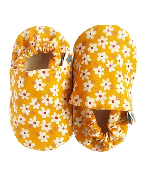 Skips Floral Printed Elasticated Cotton Booties - Yellow And White
