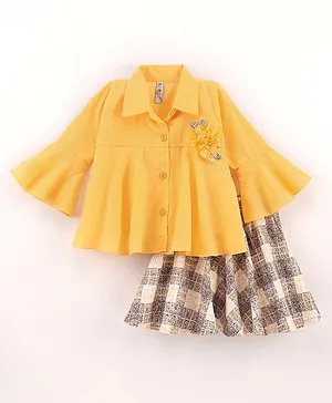 Enfance Bell Sleeves Flared Corsage Applique Top With Checks Skirt - Yellow