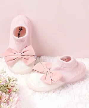 Pink Color Footwear: Buy Pink Shoes for Kids & Babies Online India -  
