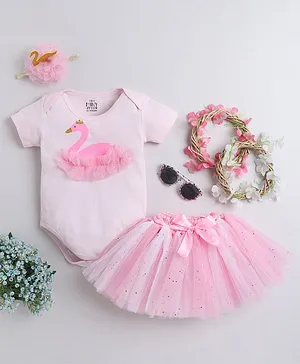 TINY MINY MEE Half Sleeves Glittery Swan Printed Onesie With Glittery Flared Skirt And Swan Tulle Headband - Pink
