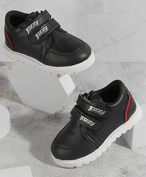 Jazzy Juniors Solid Casual Shoes - Black