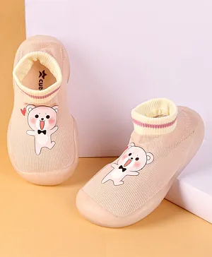 Cute Walk by Babyhug Bear Print Sock Shoes - Peach