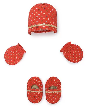 Tiber Taber Bandhani Printed Mittens Cap & Booties Set - Red
