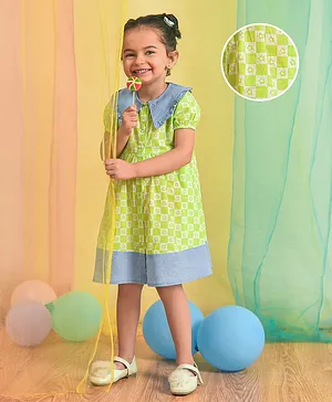 Mi Arcus 100% Cotton Short Puffed Sleeves Ruffled With Squares & Floral Print Frock - Green