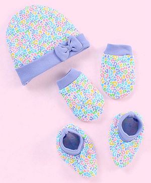Babyhug 100% Cotton Abstract Printed Cap Mittens & Booties Purple - Diameter 10 cm