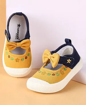 Cute Walk by Babyhug Velcro Closure Casual Shoes  with Floral Embroidery and Bow Applique - Yellow