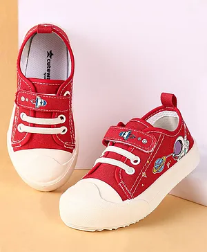 Cute Walk by Babyhug Velcro Closure Casual Shoes with Astro Graphics - Red