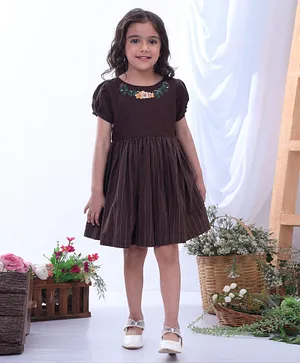 Soleilclo Half Puff Sleeves Hand Embroidered Stripes Dress - Brown