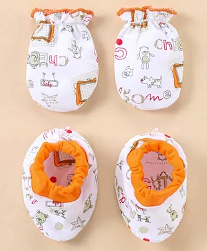Child World Cotton Teddy Bear Print Interlock Mittens and Booties - Orange