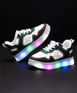KIDLINGSS Star Patch Laced Up LED Shoes - Brown & Green