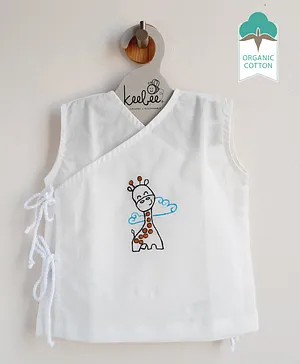 Keebee Organics Organic Cotton Sleeveless Giraffe Placement Embroidered Jhabla Vest - White