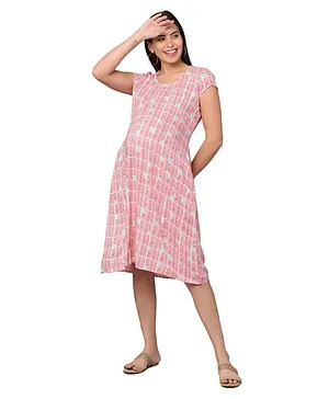 Morph Maternity Short Sleeves Graph Checkered Fit & Flare Maternity Dress With Hidden Vertical Concealed Zipper Feeding Access - Pink