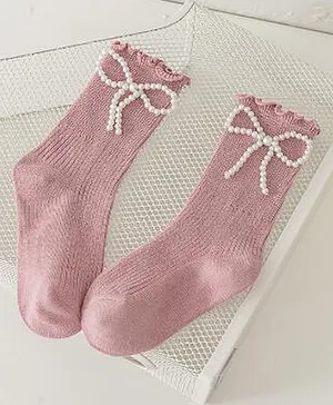 Flaunt Chic Pearl Detailed Bow Embellished Socks - Pink