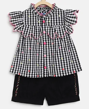 Nauti Nati Cap Sleeves Gingham Checked Embroidered Top With Shorts - Black
